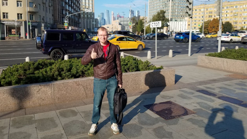 «саша фром раша»: rt снял фильм о возвращении в россию петербуржца, усыновлённого американцами 25 лет назад