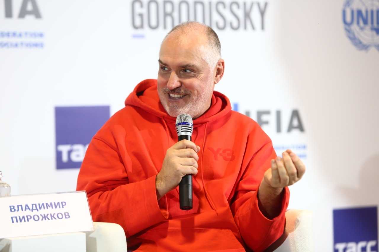 Дизайнер от грефа
        —
        уральский государственный архитектурно-художественный университет